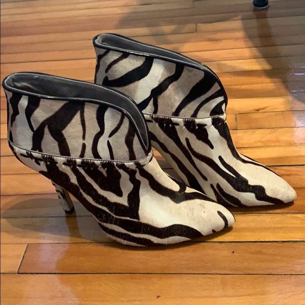 Nine West faux fur booties